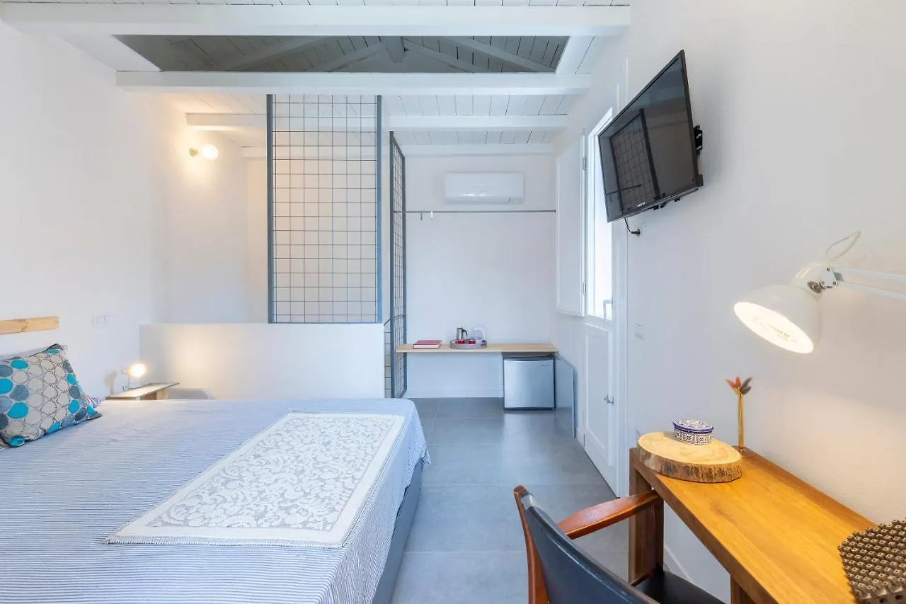 Apartment Domo Suite - Cagliari Centro Storico Iun Q4072